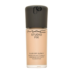 スタジオ フィックス フルイッド SPF15
